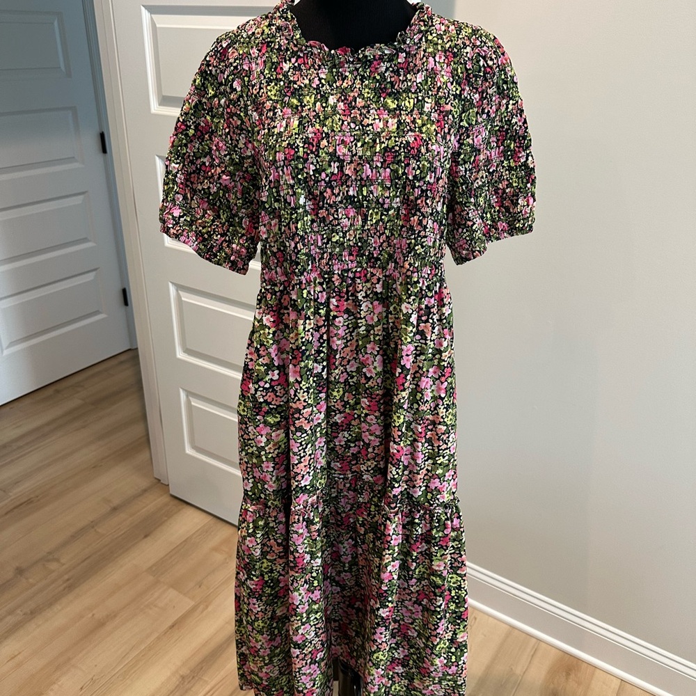 Crown and Ivy Floral Midi Dress